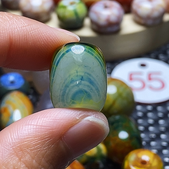 随***缘玛瑙/玉髓未镶嵌颈饰