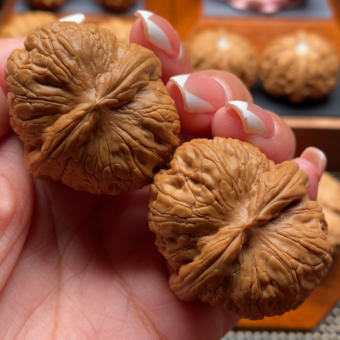 文玩核桃把件40尺寸全品平谷元宝