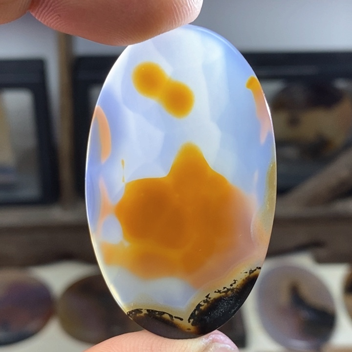 玛瑙/玉髓颈饰未镶嵌