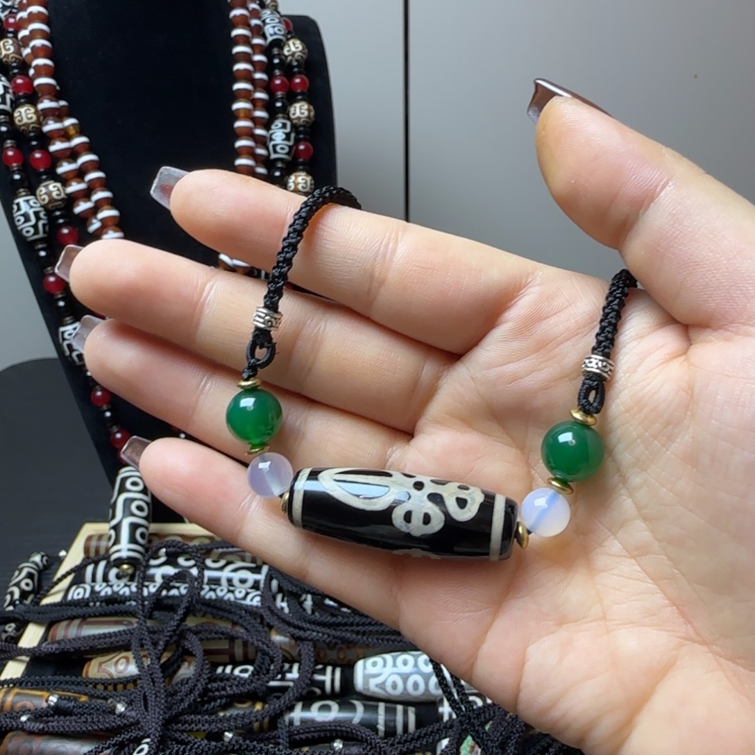 玛瑙/玉髓合金颈饰