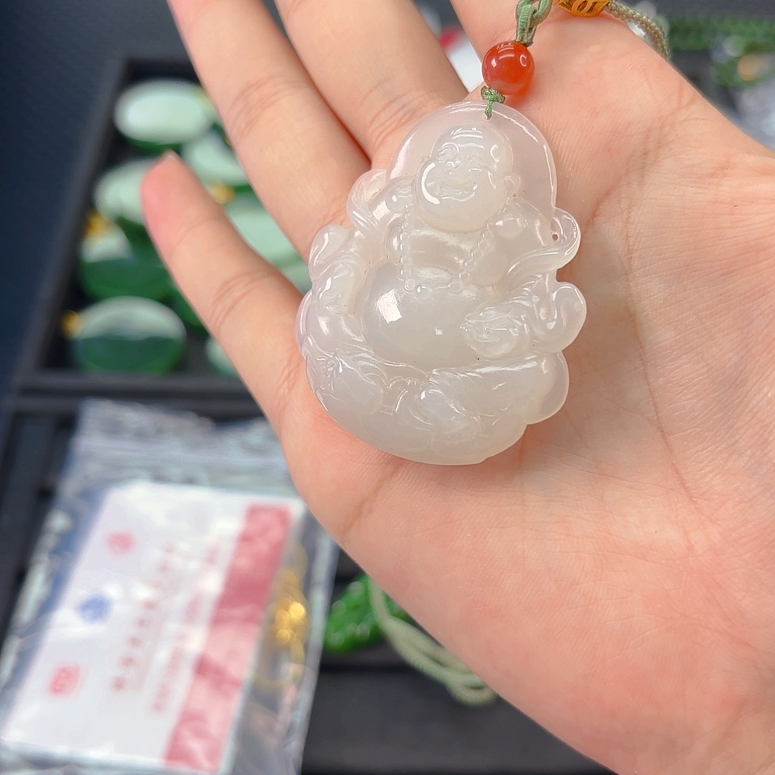 颈饰未镶嵌和田玉白玉逍遥自在佛