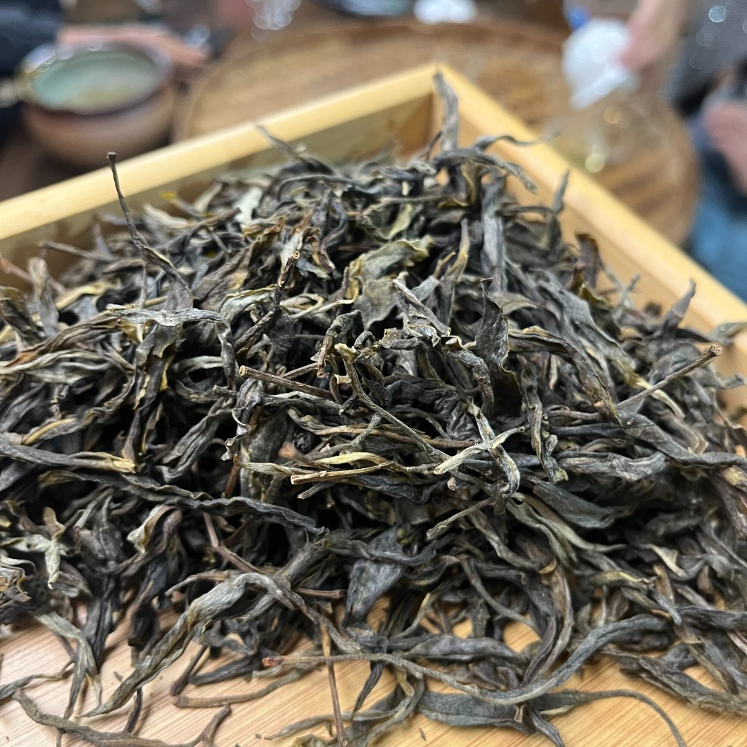 【2.15】 发500克 邦骂大雪山24年春  普洱茶 生茶 散茶 100克【83】