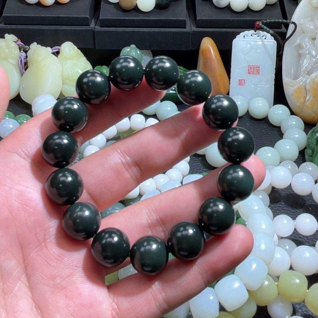 和田玉手串未镶嵌