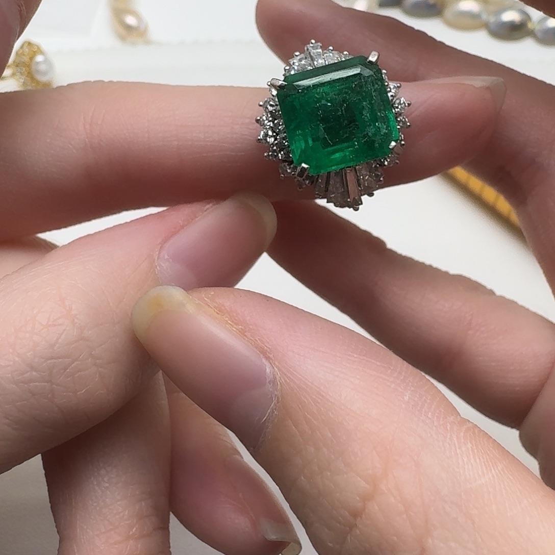 戒指未镶嵌祖母绿