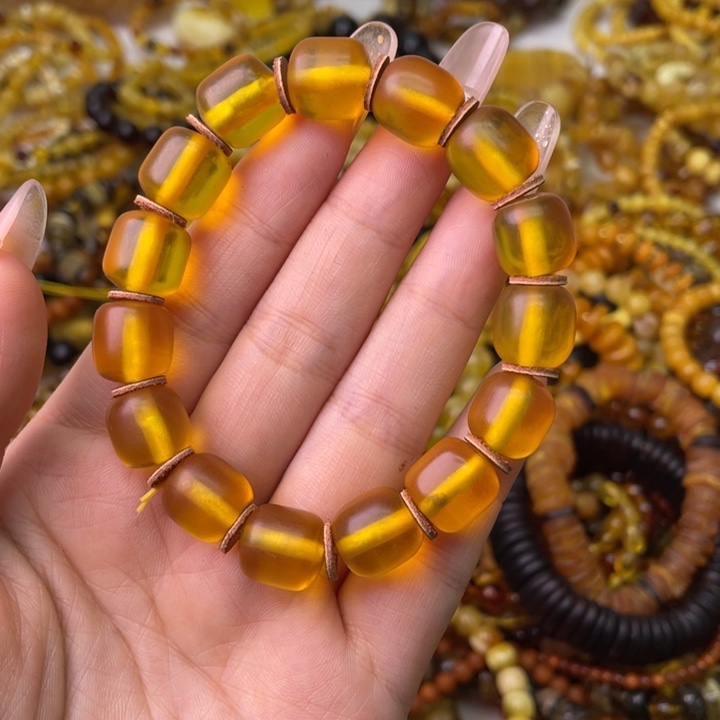 琥珀未镶嵌珠宝奇石