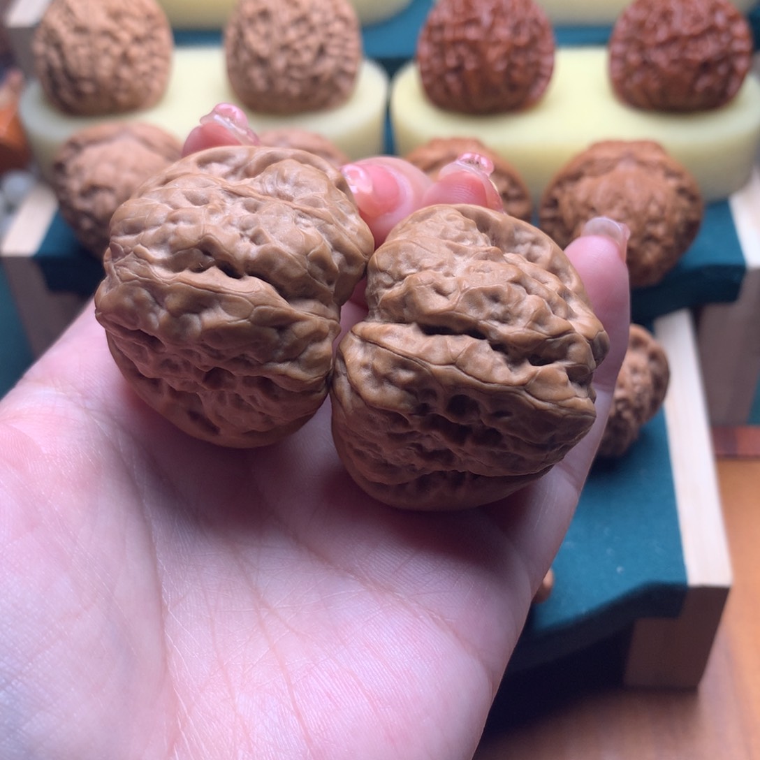 文玩核桃吊坠畵*蛙蛙