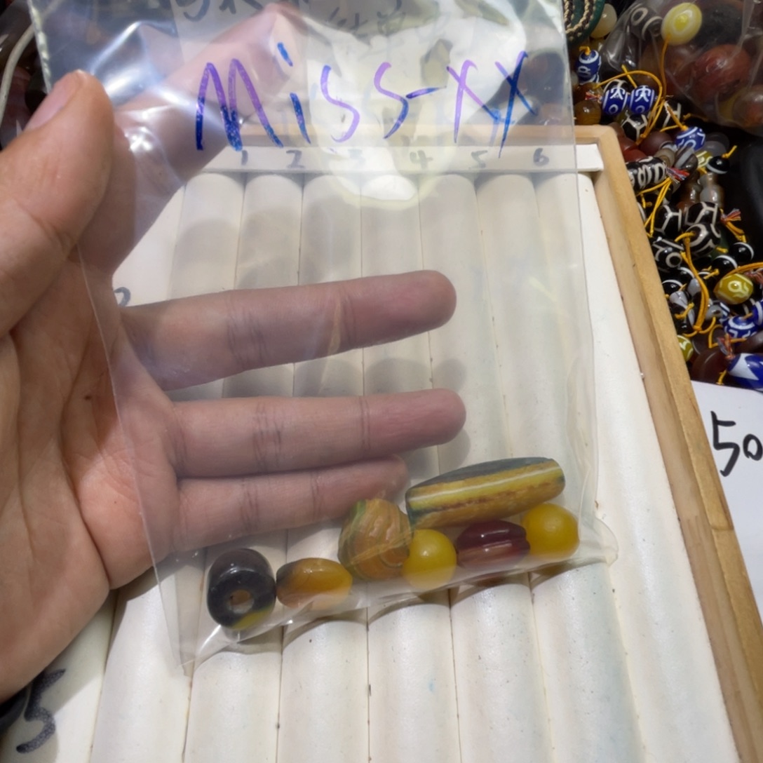 ****X玛瑙/玉髓未镶嵌珠宝半成品