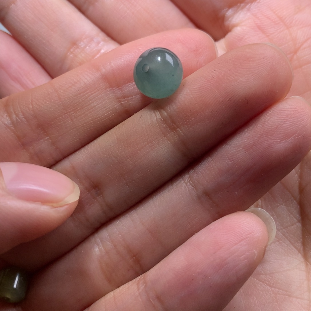 【闪购商品】翡翠散珠长**久翡翠珠子