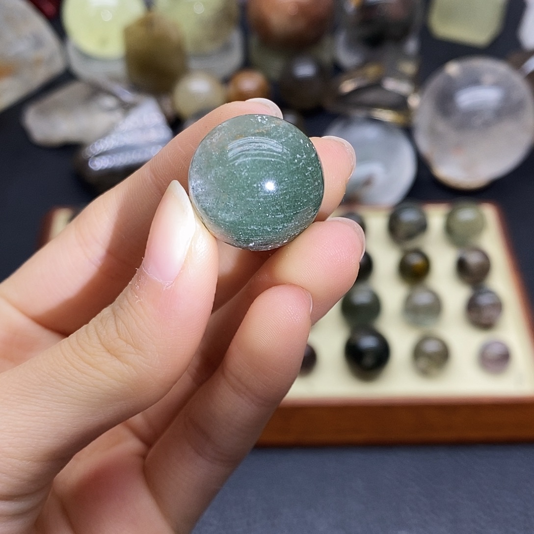 水晶珠宝半成品未镶嵌75水晶石