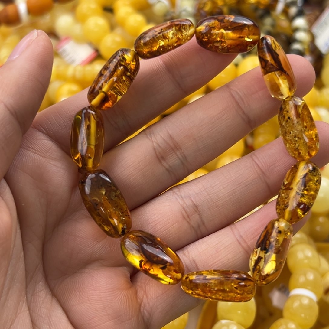 琥珀珠宝奇石未镶嵌
