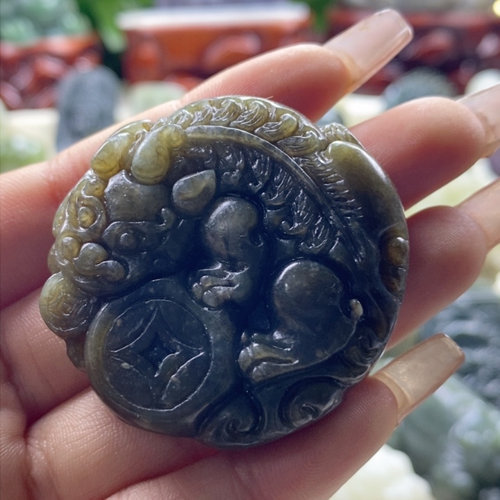 和田玉颈饰未镶嵌