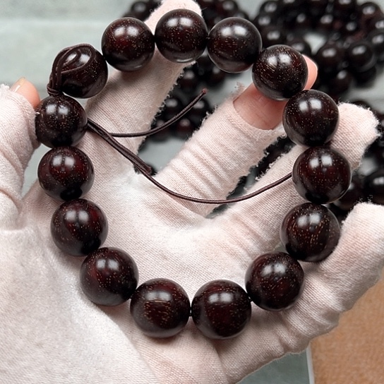 檀香紫檀（小叶紫檀）D**r