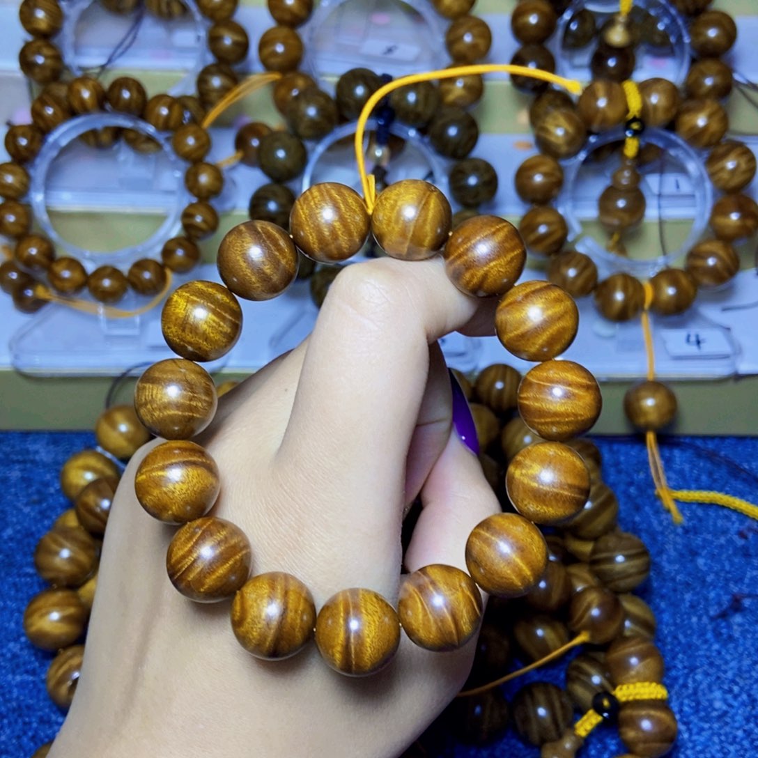 霁***卍楠木（金丝楠）手串/手链