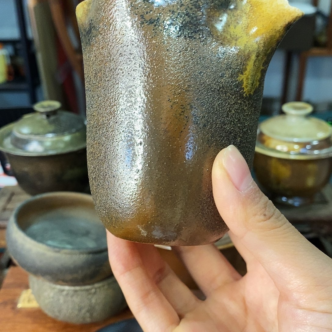 陶通红系列公道杯瑕