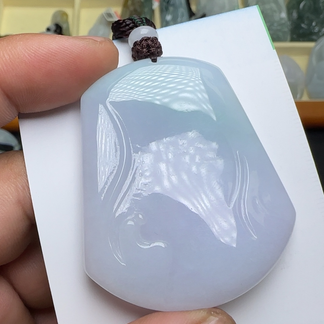 丁***翡翠未镶嵌颈饰翡翠