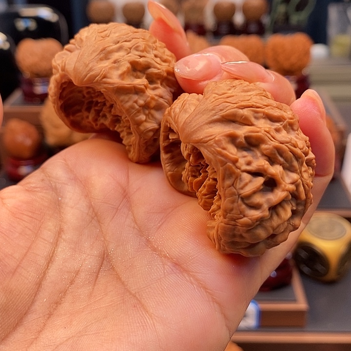 文玩核桃吊坠44聚宝盆蛇头