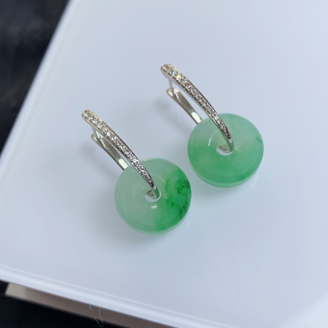 翡翠18K金镶嵌耳饰经典耳包➕飘花色路路通