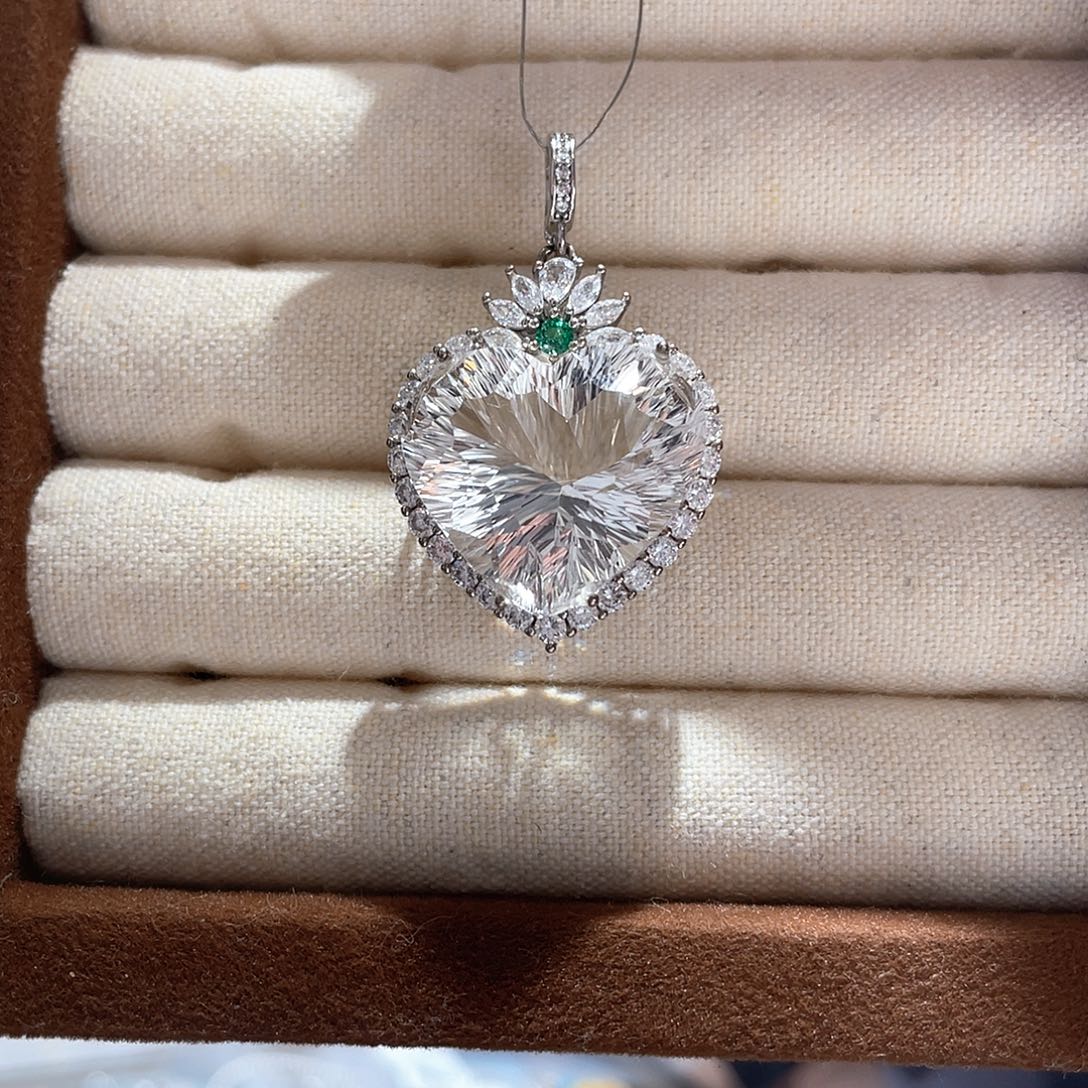 银S925镶嵌水晶吊坠(不含链)大气款