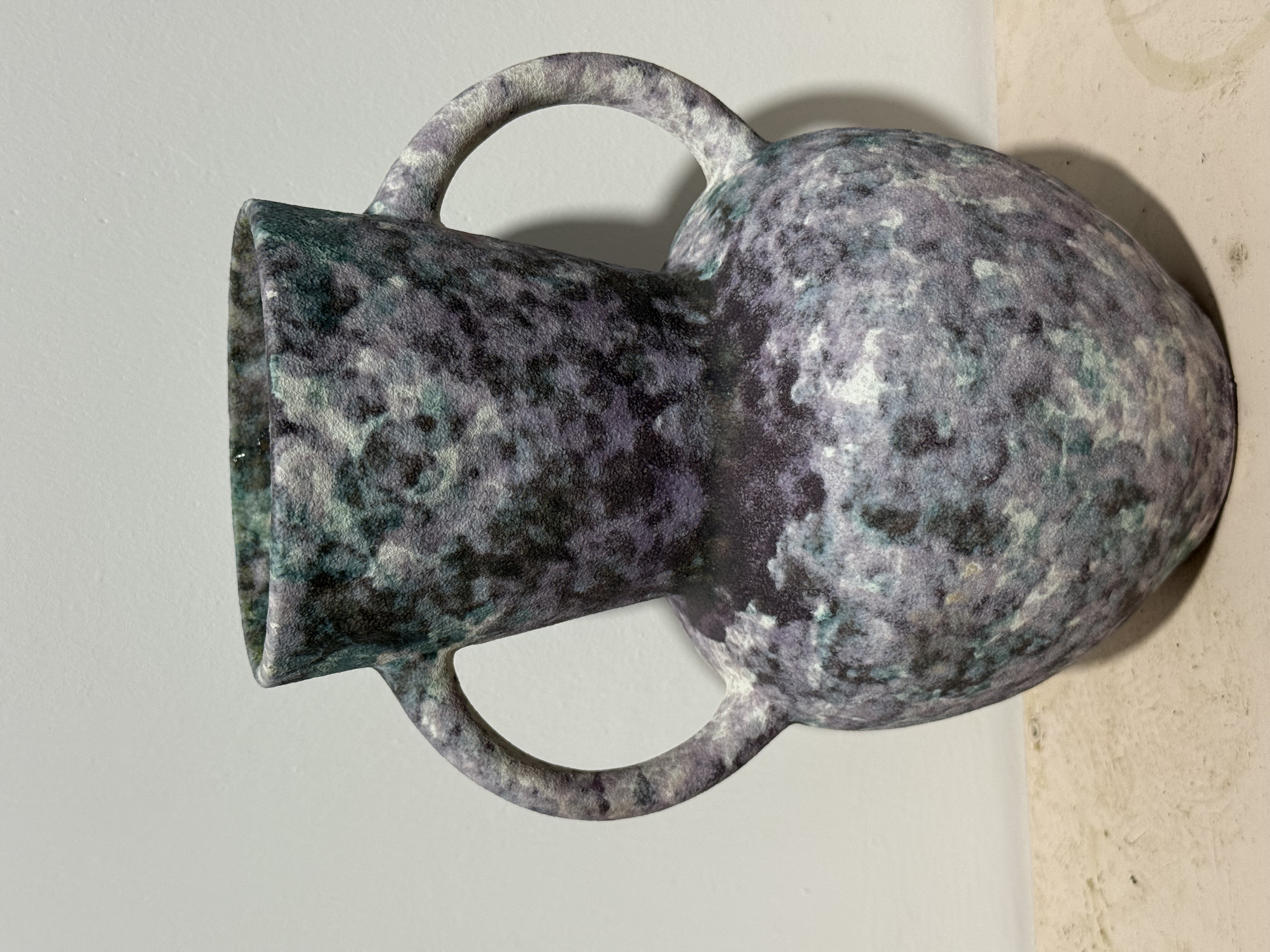 蝴蝶紫色陶瓷花瓶（实物以直播间展示为准）