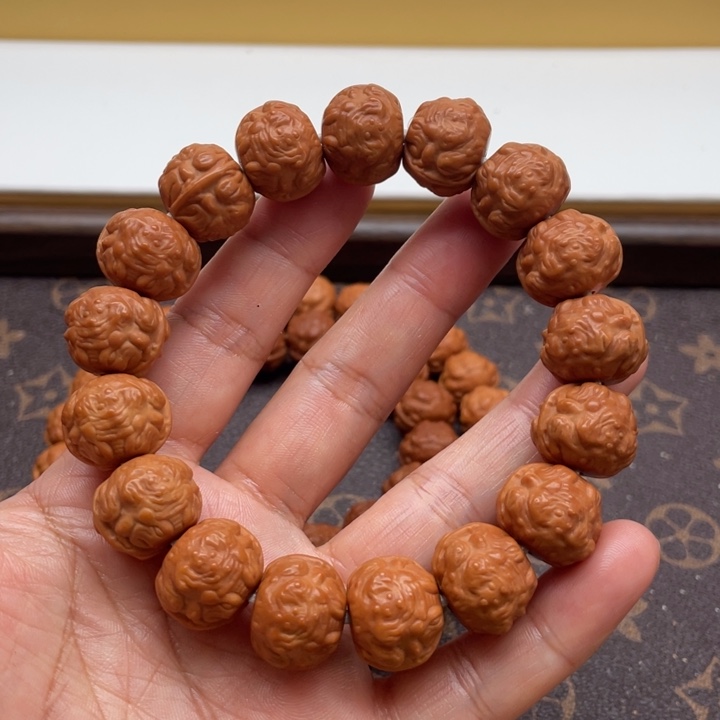 手串猴头核桃全品猴头聚宝盆蟾王手串