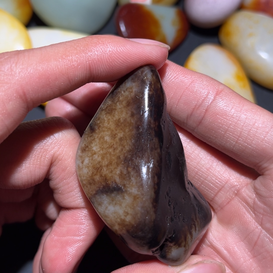 和田玉未镶嵌珠宝奇石