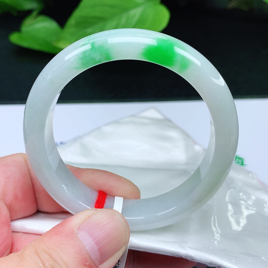 翡翠手镯未镶嵌55-56！