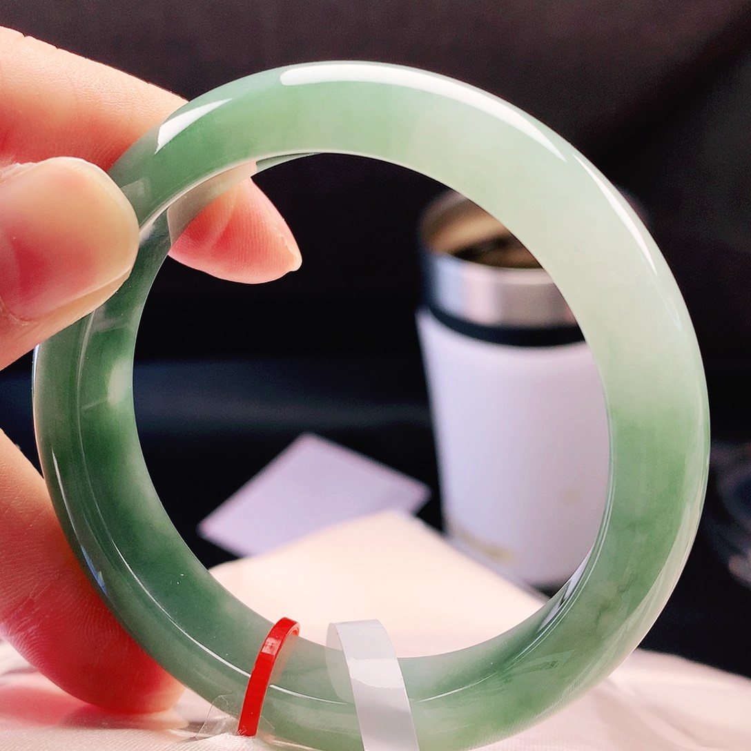 未镶嵌手镯翡翠54圈