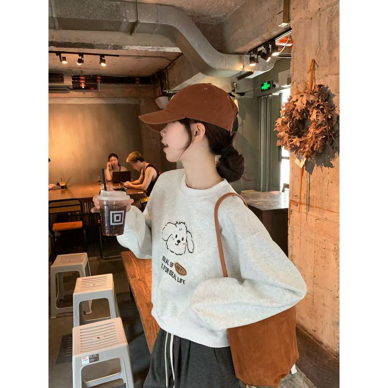 【C·Cai】韩版卡通小狗贴布刺绣套头卫衣8091#慵懒宽松长袖