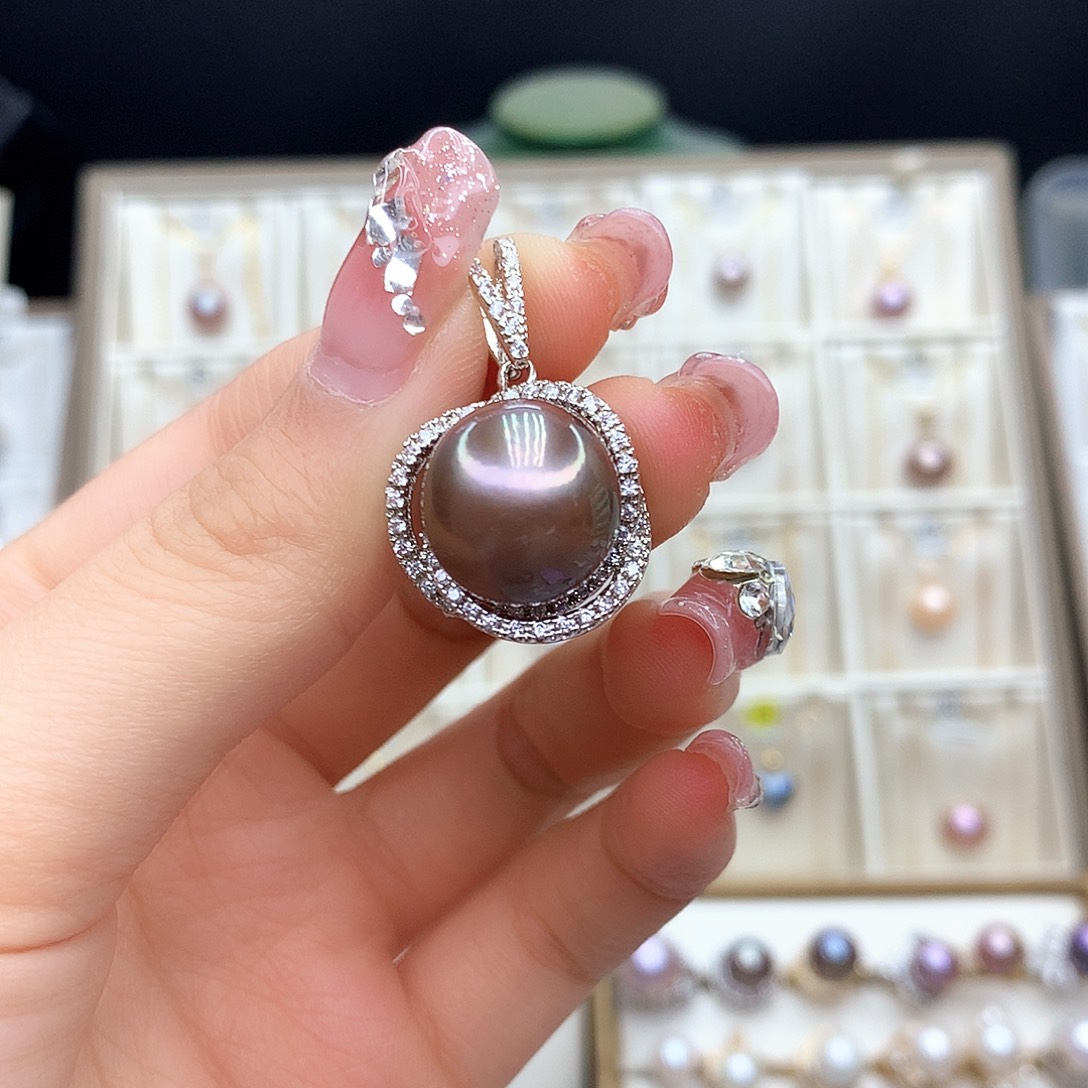 淡水珍珠颈饰合金