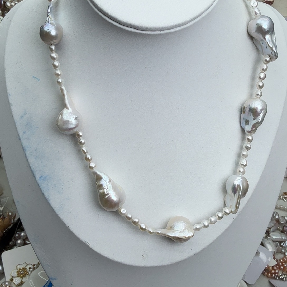 颈饰未镶嵌淡水珍珠