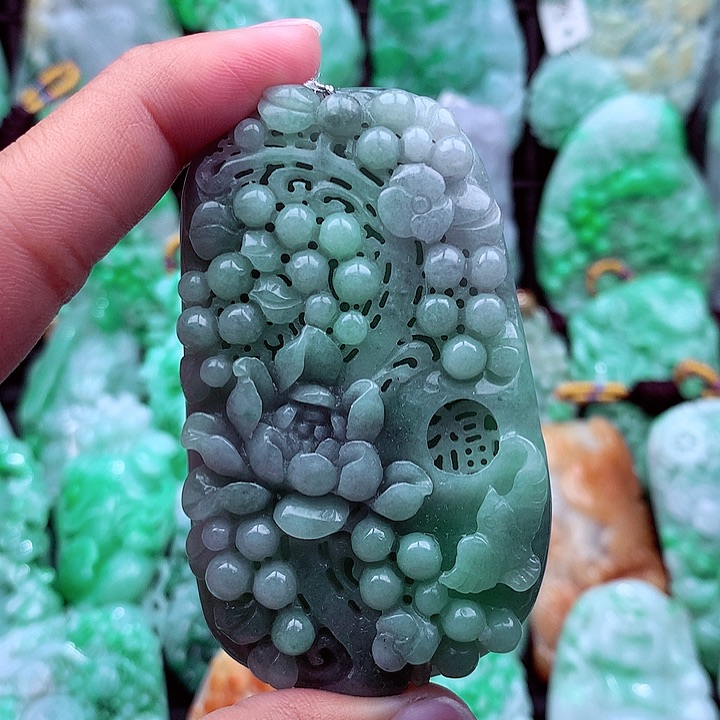翡翠吊坠(不含链)未镶嵌