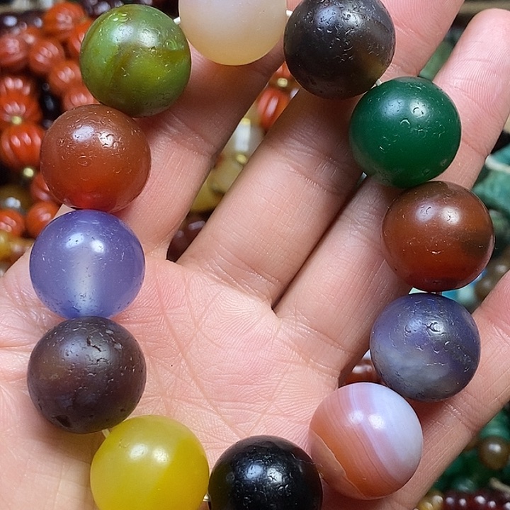 未镶嵌颈饰玛瑙/玉髓