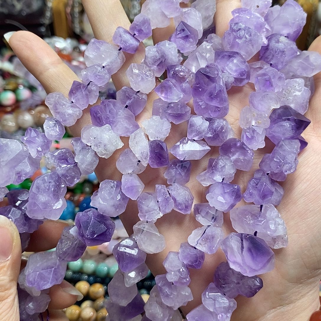 玛瑙/玉髓未镶嵌珠宝半成品天然紫水晶原矿一条