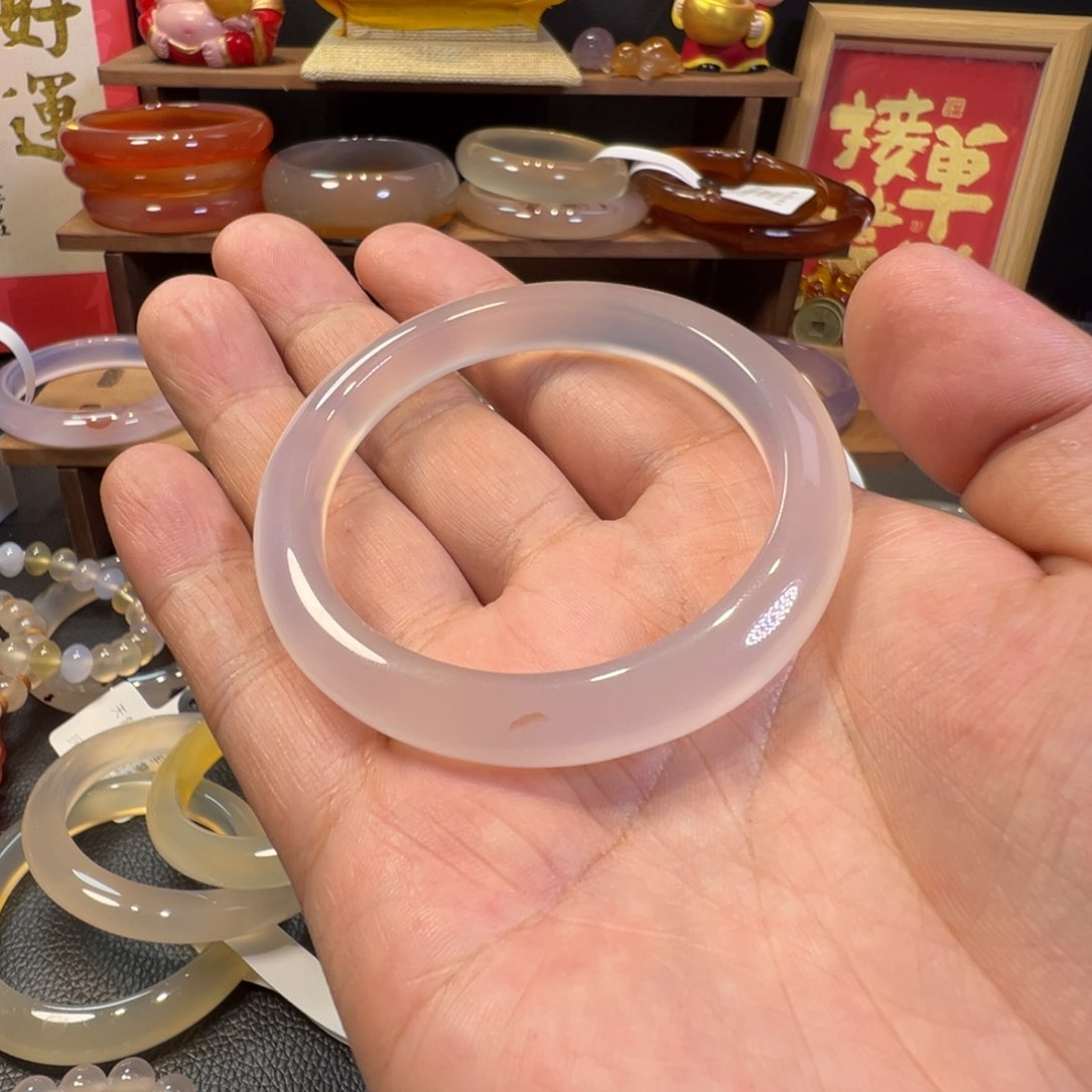 玛瑙/玉髓手镯未镶嵌驭