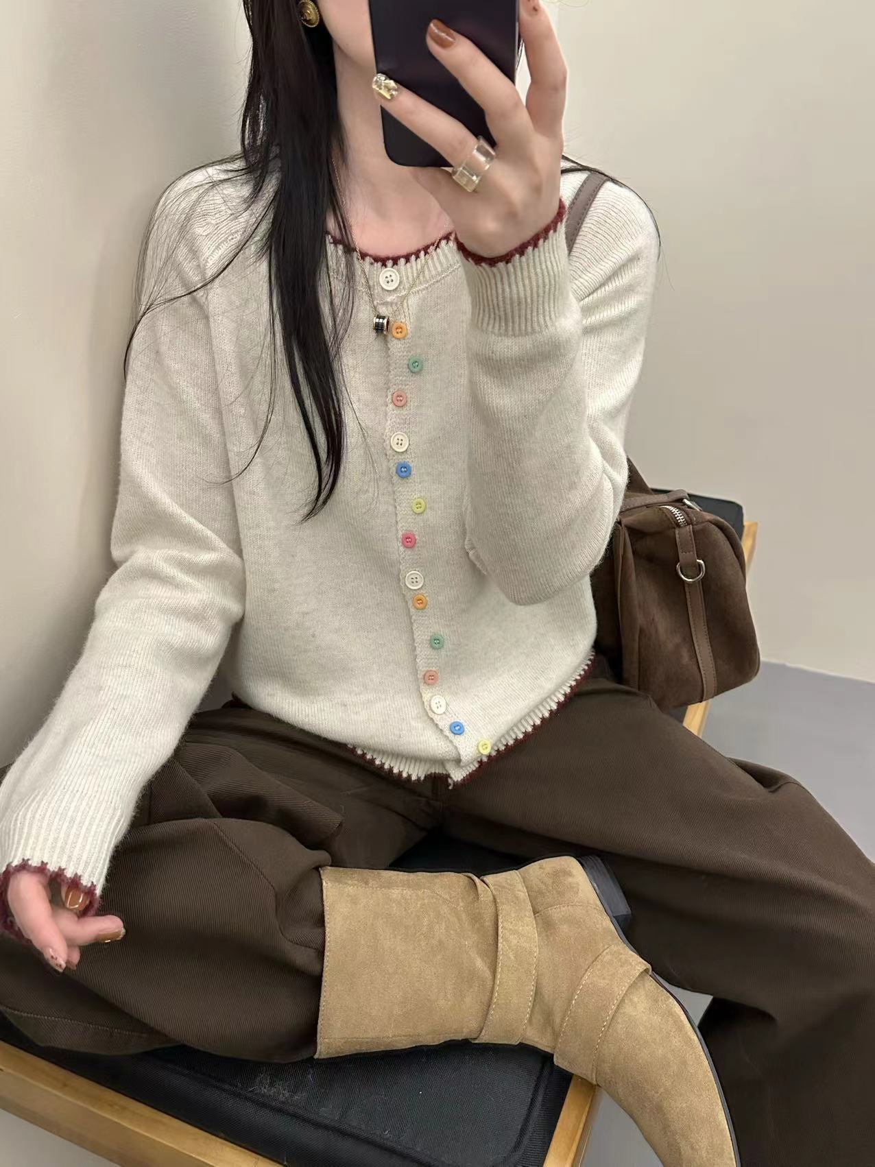 精品浣熊绒/彩扣不规则设计感长袖针织开衫外套软糯亲肤