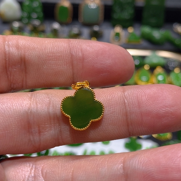 和田玉（碧玉）颈饰银S925镶嵌