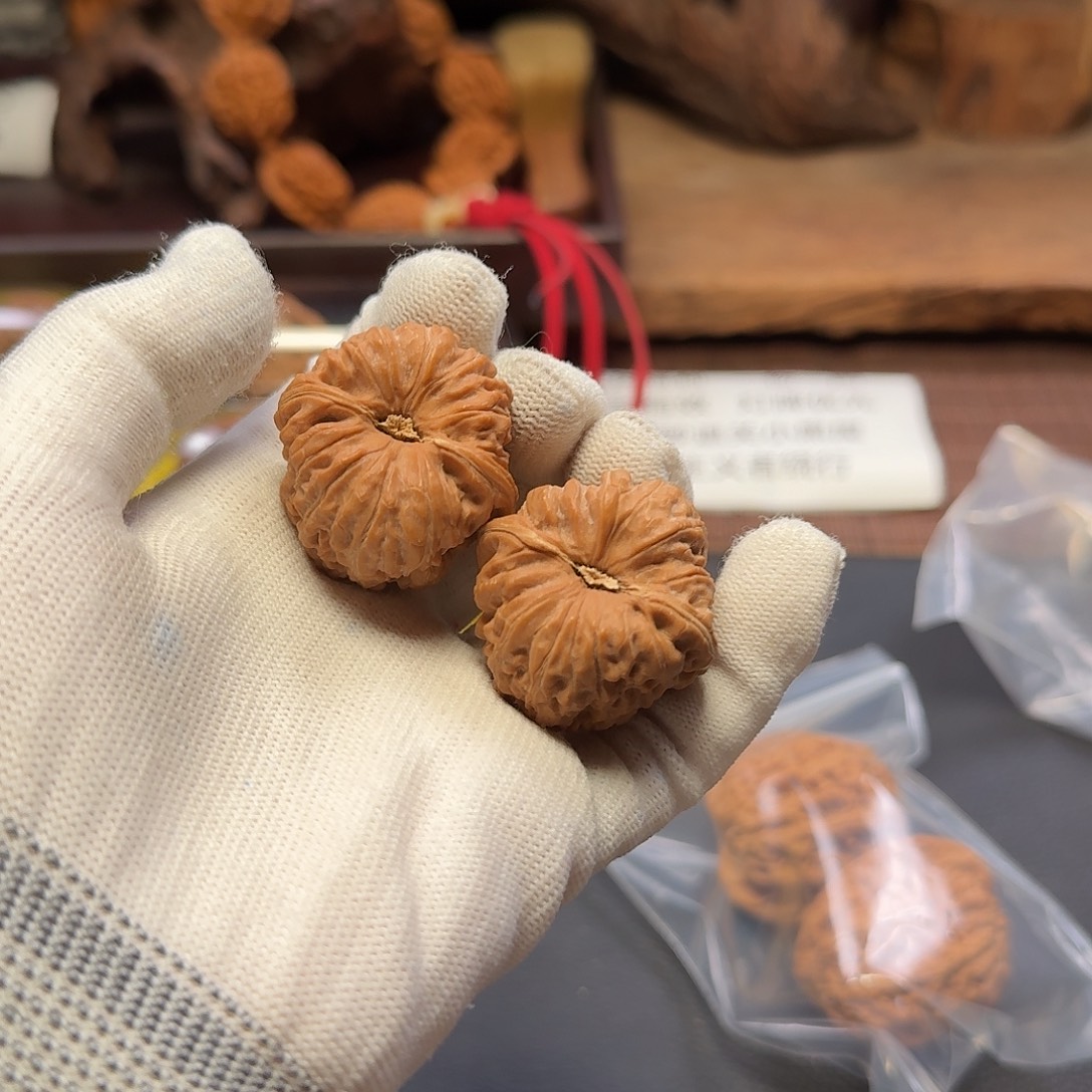 核桃平谷凹底异形文玩核桃