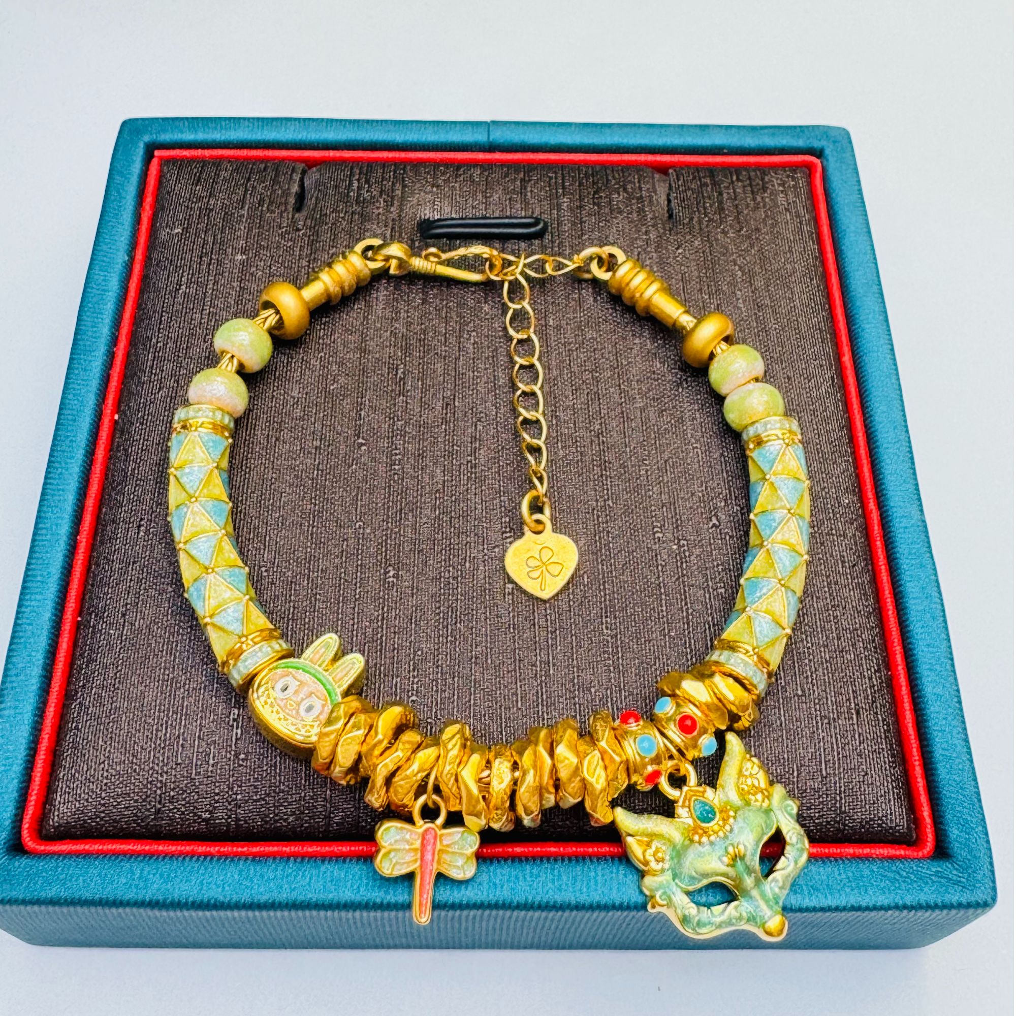 #足金999黄金 珐琅彩盘缠狐狸面具弯管蜻蜓