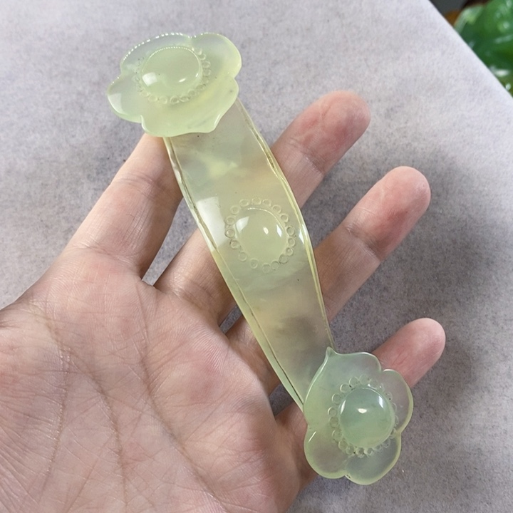 岫玉手把件未镶嵌