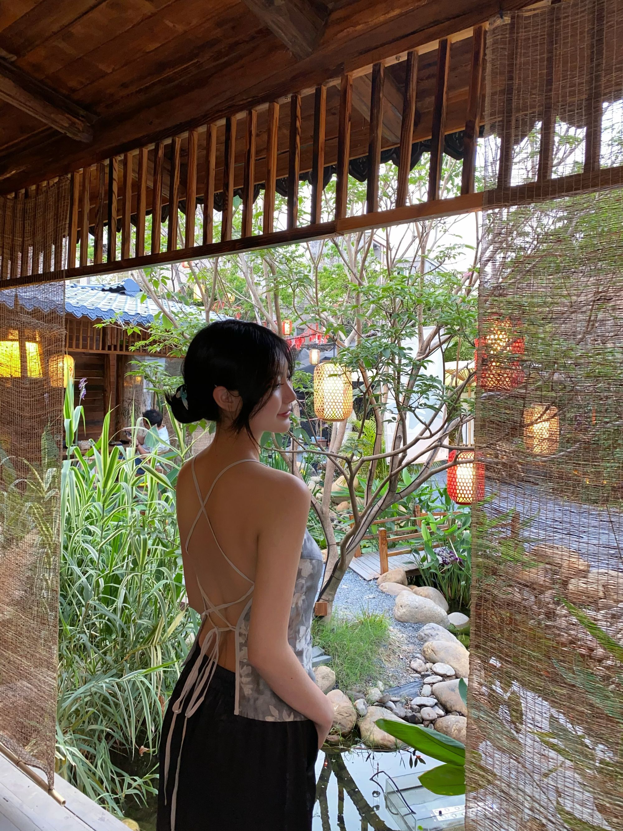 秦汉/抱腹 0502 带胸垫肚兜心衣晒背神器吊带露背绑带背心美背