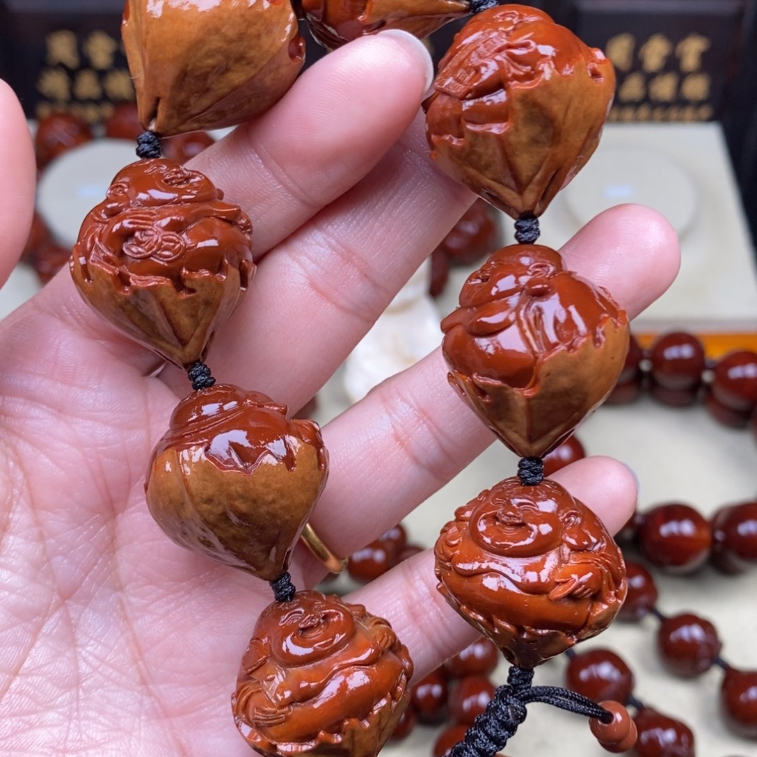 三***金橄榄核吊坠八宝弥勒