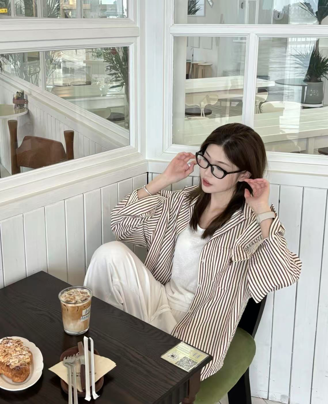 有纹理感的小马刺绣条纹气质衬衣/外套 女士休闲通勤外搭单品