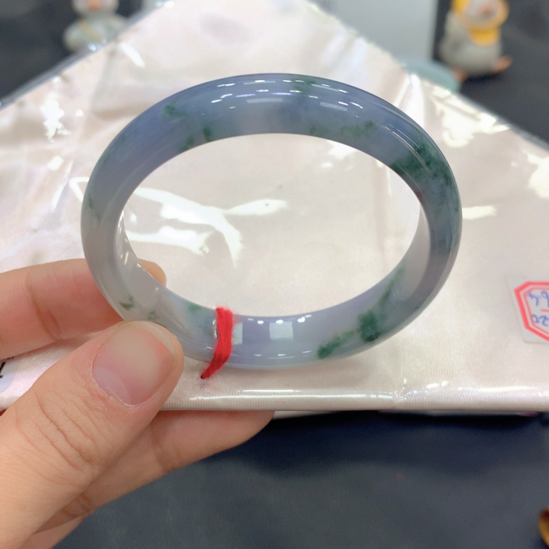 翡翠未镶嵌手镯翡翠31