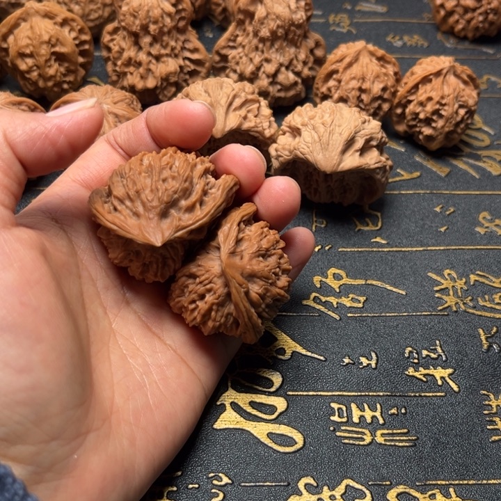 海****盘龙纹双蛇全品有磕