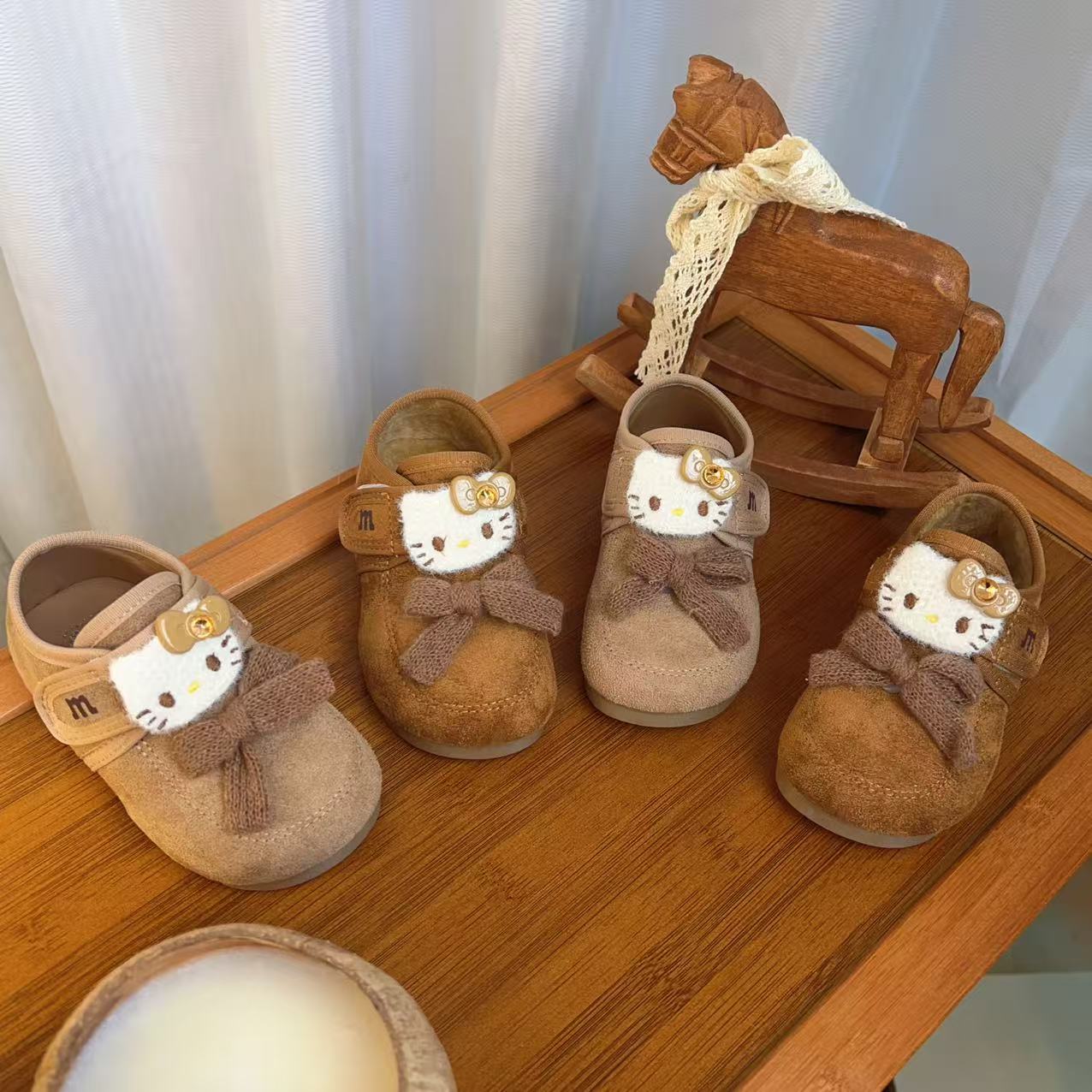 女童勃肯鞋2025秋冬新款儿童单鞋中小童宝宝小皮鞋复古软底豆豆鞋