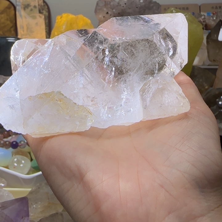水晶未镶嵌车挂不退换巴西白水原石貔貅