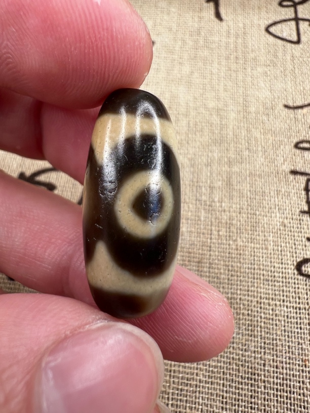 黑白莲花三眼玛瑙珠