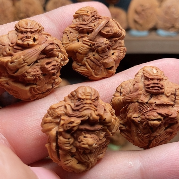 桃核福利四大天王