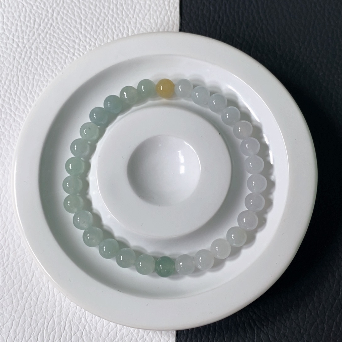 未镶嵌手串翡翠卡 6+