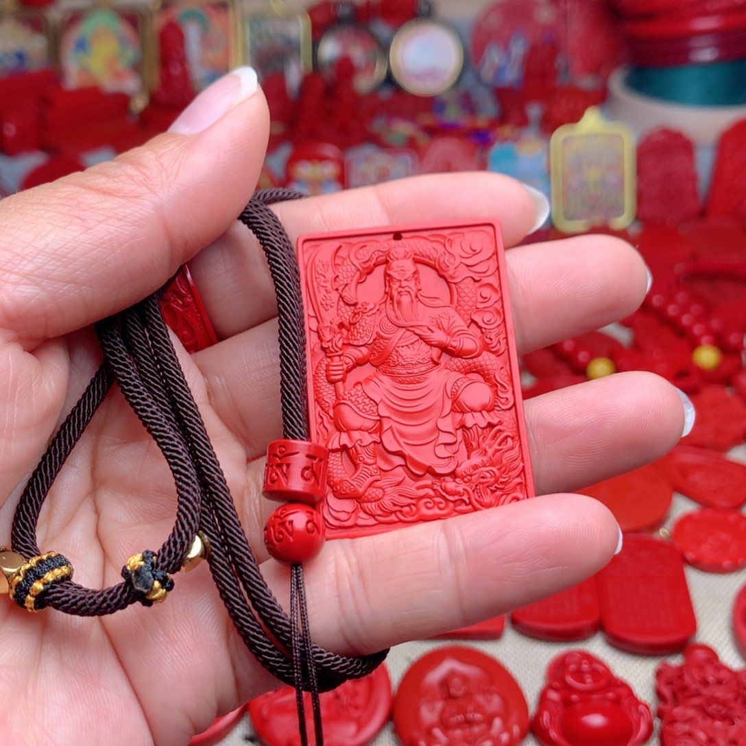 天然辰砂工艺品朱砂吊坠